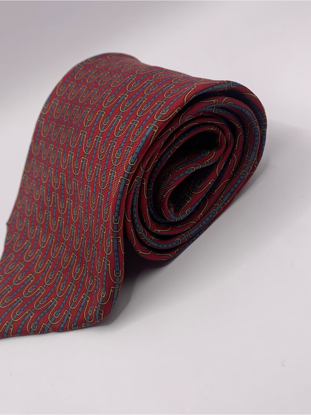 Bert Pulitzer Burgundy Patterned Tie with Subtle Chain Motif business 0140